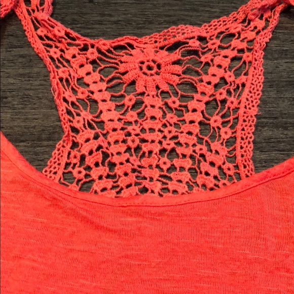 Top - Picture 2 of 2